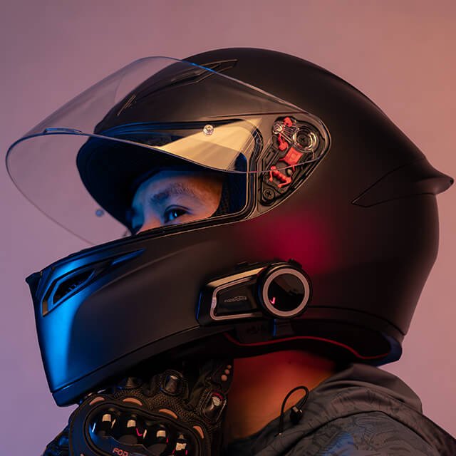 Fodsports motorcycle group communication system